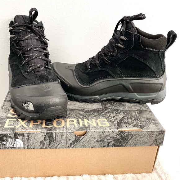 NWT The North Face Men's Waterproof Boots - Picture 2 of 9